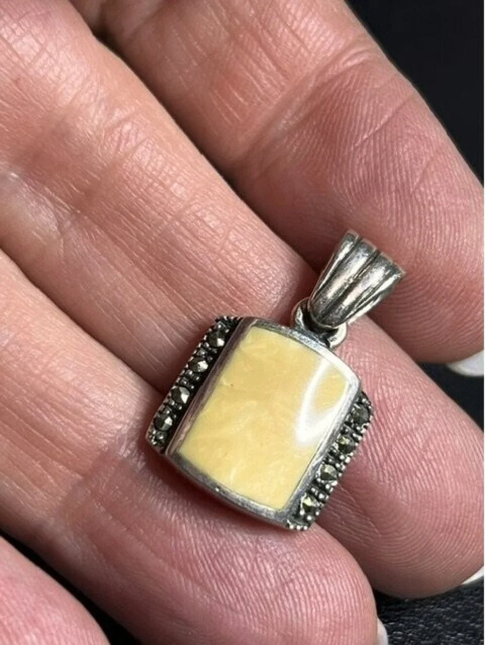 B6573 Sterling Silver NF 925 Mother of Pearl Marcasite Art Deco Pendant 3.5g 1